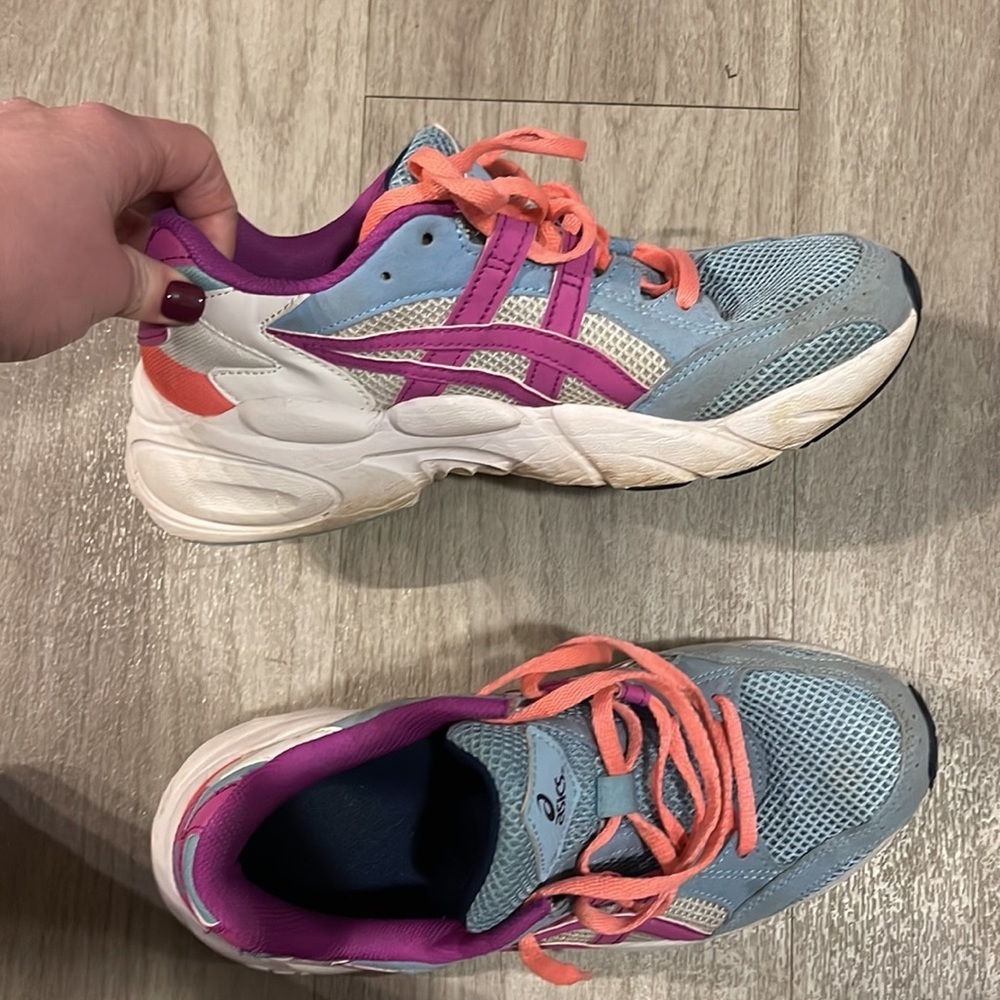 ASICS Retro Color Sneakers - Picture 5 of 7